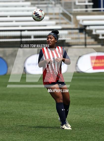 Thumbnail 3 in Pine Lake Prep vs. Franklin Academy (NCHSAA 2A Championship) photogallery.