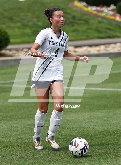 Thumbnail 2 in Pine Lake Prep vs. Franklin Academy (NCHSAA 2A Championship) photogallery.