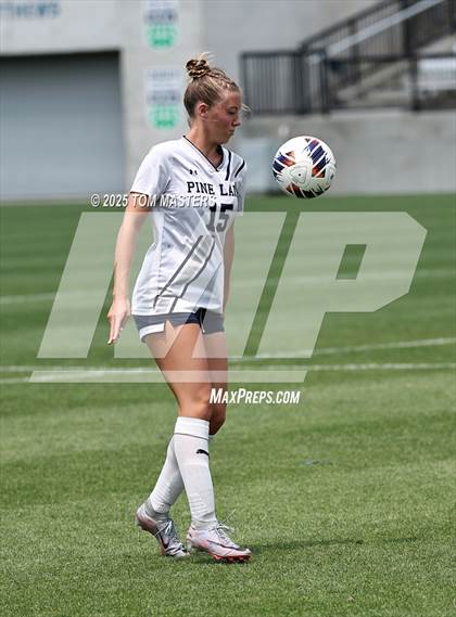 Thumbnail 3 in Pine Lake Prep vs. Franklin Academy (NCHSAA 2A Championship) photogallery.