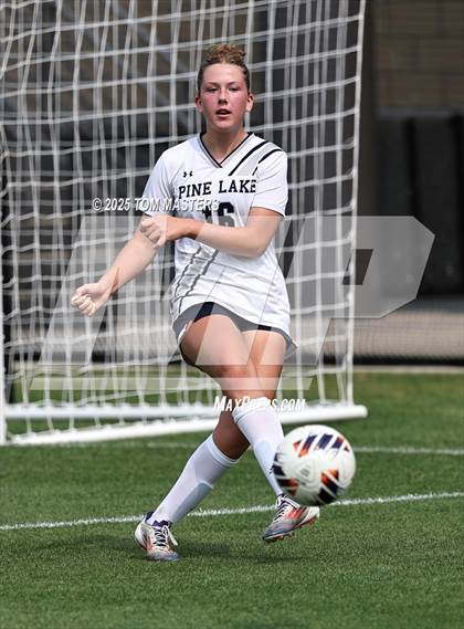 Thumbnail 3 in Pine Lake Prep vs. Franklin Academy (NCHSAA 2A Championship) photogallery.