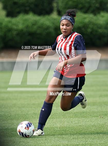 Thumbnail 1 in Pine Lake Prep vs. Franklin Academy (NCHSAA 2A Championship) photogallery.