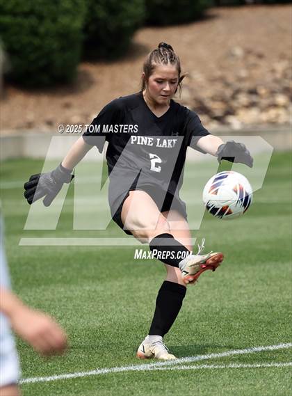 Thumbnail 2 in Pine Lake Prep vs. Franklin Academy (NCHSAA 2A Championship) photogallery.