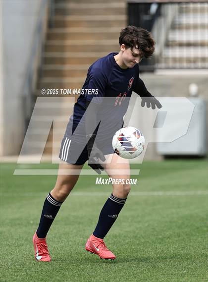 Thumbnail 3 in Pine Lake Prep vs. Franklin Academy (NCHSAA 2A Championship) photogallery.