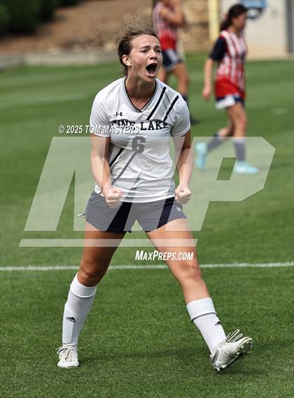 Thumbnail 3 in Pine Lake Prep vs. Franklin Academy (NCHSAA 2A Championship) photogallery.