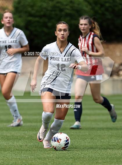 Thumbnail 3 in Pine Lake Prep vs. Franklin Academy (NCHSAA 2A Championship) photogallery.