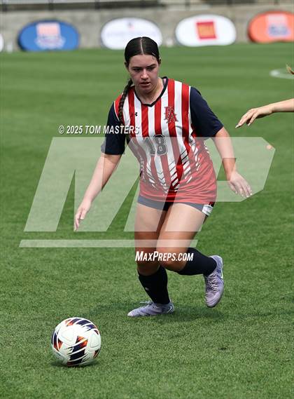 Thumbnail 3 in Pine Lake Prep vs. Franklin Academy (NCHSAA 2A Championship) photogallery.