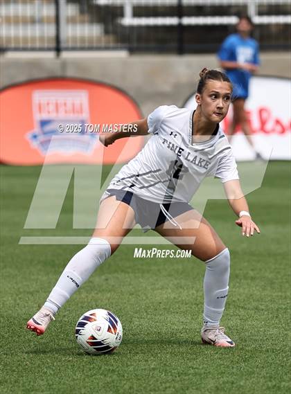 Thumbnail 3 in Pine Lake Prep vs. Franklin Academy (NCHSAA 2A Championship) photogallery.