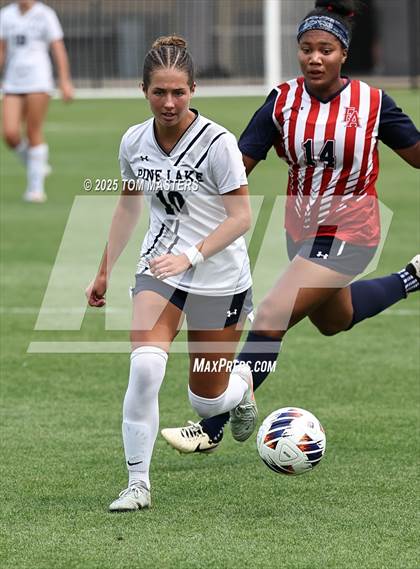 Thumbnail 1 in Pine Lake Prep vs. Franklin Academy (NCHSAA 2A Championship) photogallery.