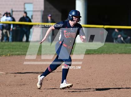 Thumbnail 3 in Foran @ North Haven photogallery.