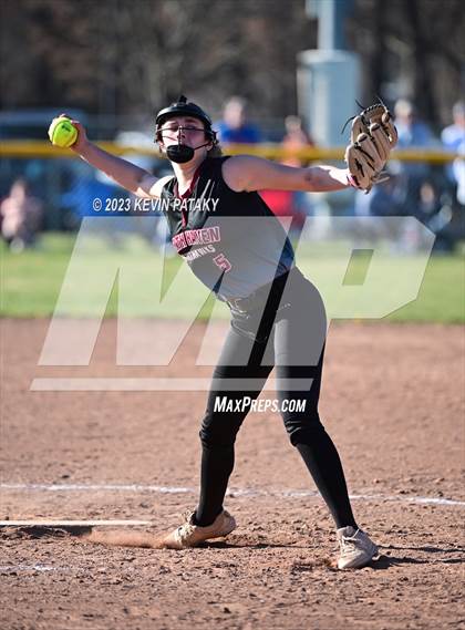 Thumbnail 3 in Foran @ North Haven photogallery.