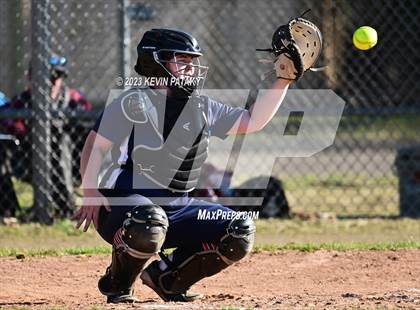 Thumbnail 3 in Foran @ North Haven photogallery.