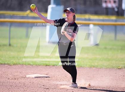 Thumbnail 2 in Foran @ North Haven photogallery.