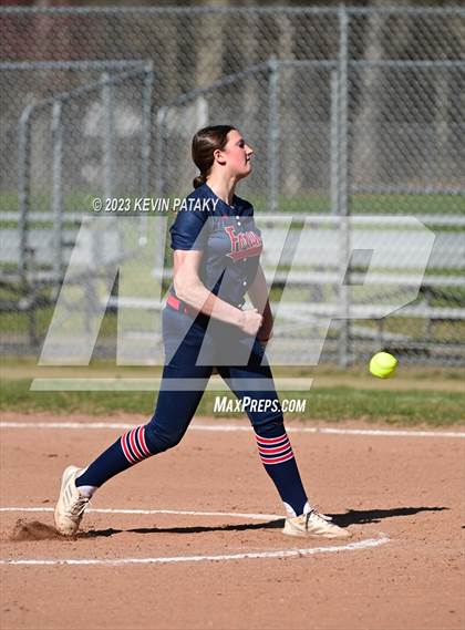 Thumbnail 3 in Foran @ North Haven photogallery.