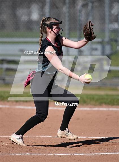 Thumbnail 3 in Foran @ North Haven photogallery.