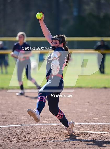 Thumbnail 3 in Foran @ North Haven photogallery.