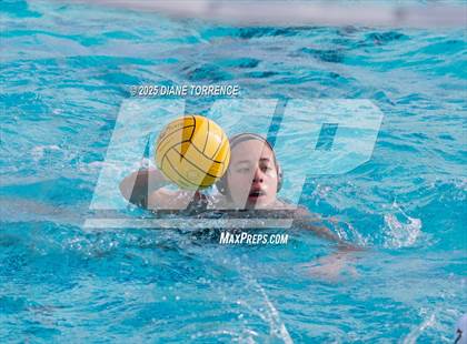 Thumbnail 2 in Woodrow Wilson vs Foothill (Bill Barnett Holiday Cup) photogallery.