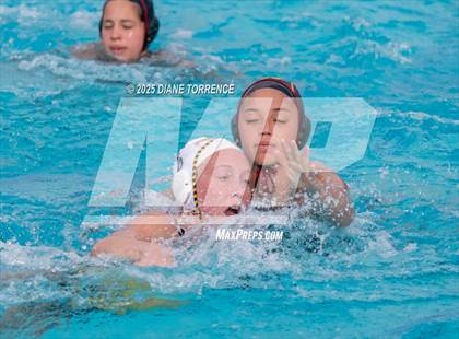 Thumbnail 1 in Woodrow Wilson vs Foothill (Bill Barnett Holiday Cup) photogallery.
