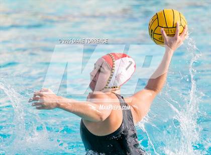 Thumbnail 2 in Woodrow Wilson vs Foothill (Bill Barnett Holiday Cup) photogallery.