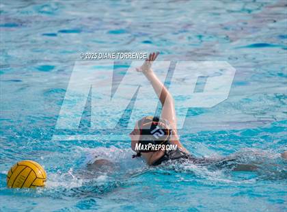 Thumbnail 3 in Woodrow Wilson vs Foothill (Bill Barnett Holiday Cup) photogallery.