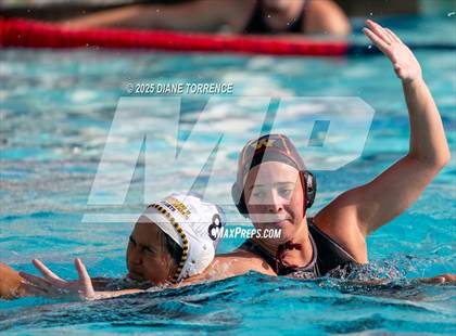 Thumbnail 3 in Woodrow Wilson vs Foothill (Bill Barnett Holiday Cup) photogallery.