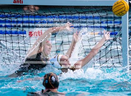 Thumbnail 2 in Woodrow Wilson vs Foothill (Bill Barnett Holiday Cup) photogallery.