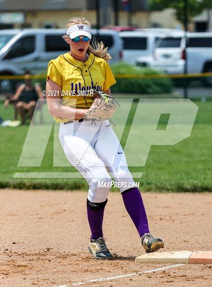 Thumbnail 1 in Pleasant Valley vs Waukee (Rick Doran Classic) photogallery.