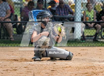 Thumbnail 2 in Pleasant Valley vs Waukee (Rick Doran Classic) photogallery.