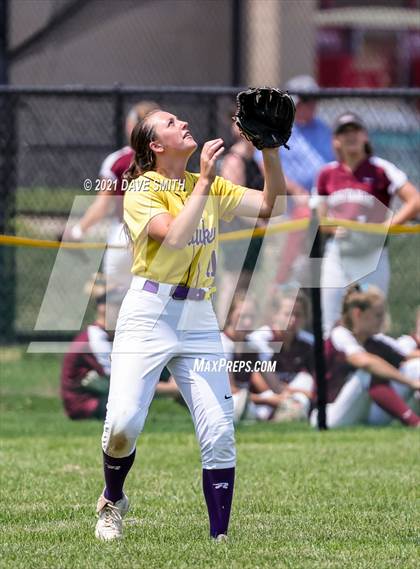 Thumbnail 1 in Pleasant Valley vs Waukee (Rick Doran Classic) photogallery.