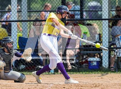 Thumbnail 3 in Pleasant Valley vs Waukee (Rick Doran Classic) photogallery.