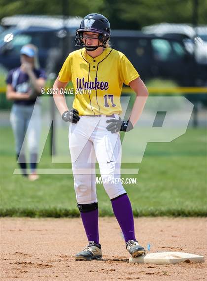 Thumbnail 3 in Pleasant Valley vs Waukee (Rick Doran Classic) photogallery.
