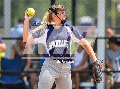 Thumbnail 2 in Pleasant Valley vs Waukee (Rick Doran Classic) photogallery.