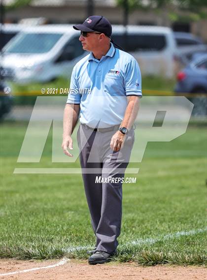 Thumbnail 2 in Pleasant Valley vs Waukee (Rick Doran Classic) photogallery.