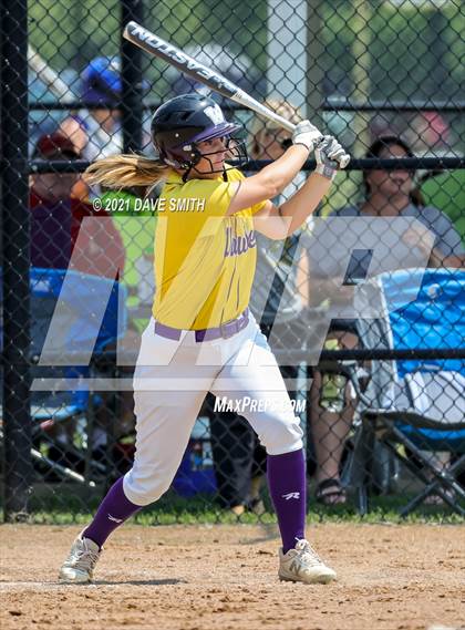 Thumbnail 1 in Pleasant Valley vs Waukee (Rick Doran Classic) photogallery.