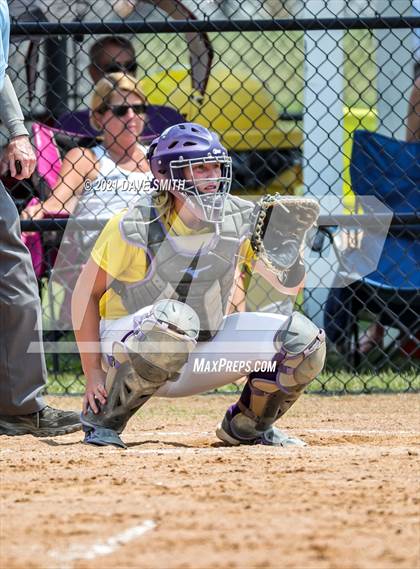 Thumbnail 3 in Pleasant Valley vs Waukee (Rick Doran Classic) photogallery.