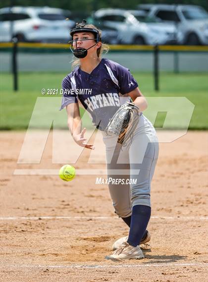 Thumbnail 2 in Pleasant Valley vs Waukee (Rick Doran Classic) photogallery.