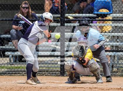 Thumbnail 2 in Pleasant Valley vs Waukee (Rick Doran Classic) photogallery.