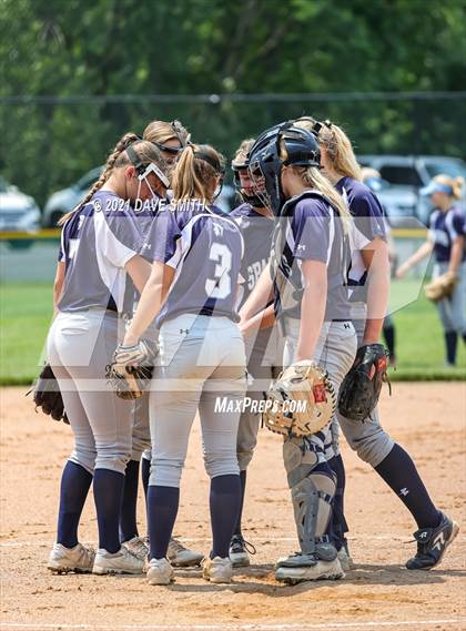 Thumbnail 1 in Pleasant Valley vs Waukee (Rick Doran Classic) photogallery.