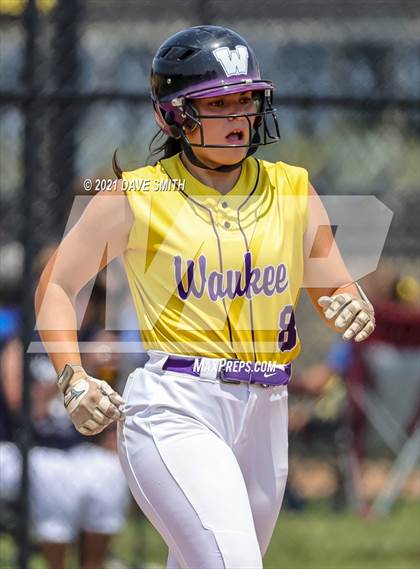 Thumbnail 1 in Pleasant Valley vs Waukee (Rick Doran Classic) photogallery.
