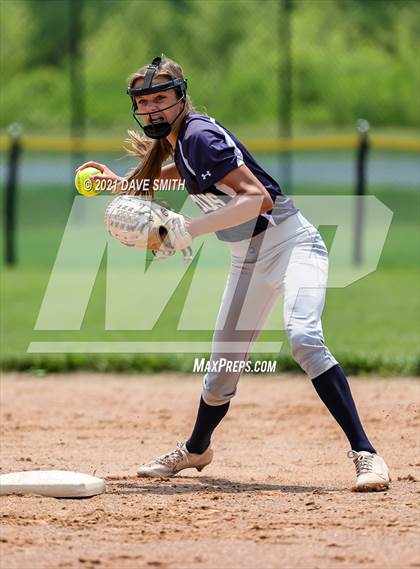 Thumbnail 1 in Pleasant Valley vs Waukee (Rick Doran Classic) photogallery.