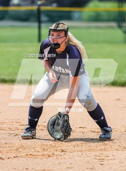 Thumbnail 1 in Pleasant Valley vs Waukee (Rick Doran Classic) photogallery.