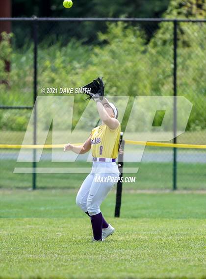 Thumbnail 1 in Pleasant Valley vs Waukee (Rick Doran Classic) photogallery.