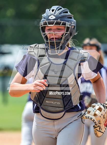 Thumbnail 2 in Pleasant Valley vs Waukee (Rick Doran Classic) photogallery.