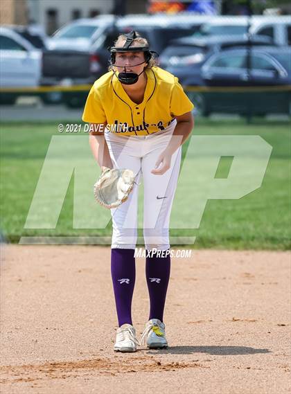 Thumbnail 2 in Pleasant Valley vs Waukee (Rick Doran Classic) photogallery.