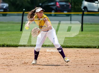 Thumbnail 1 in Pleasant Valley vs Waukee (Rick Doran Classic) photogallery.