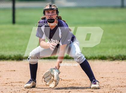 Thumbnail 2 in Pleasant Valley vs Waukee (Rick Doran Classic) photogallery.
