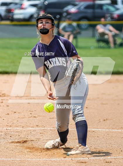 Thumbnail 1 in Pleasant Valley vs Waukee (Rick Doran Classic) photogallery.
