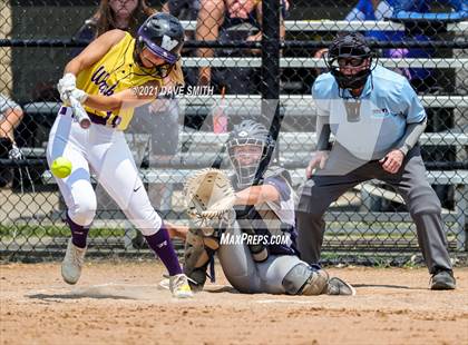 Thumbnail 3 in Pleasant Valley vs Waukee (Rick Doran Classic) photogallery.