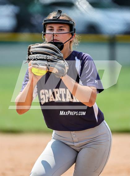 Thumbnail 2 in Pleasant Valley vs Waukee (Rick Doran Classic) photogallery.