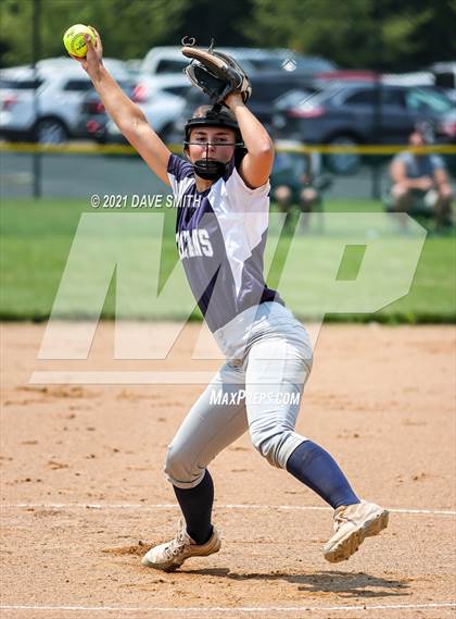 Thumbnail 1 in Pleasant Valley vs Waukee (Rick Doran Classic) photogallery.