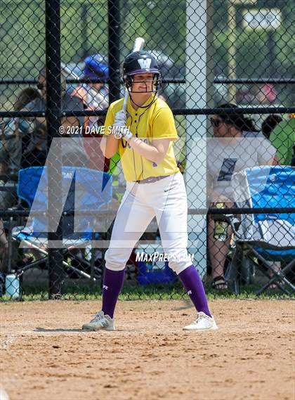 Thumbnail 2 in Pleasant Valley vs Waukee (Rick Doran Classic) photogallery.